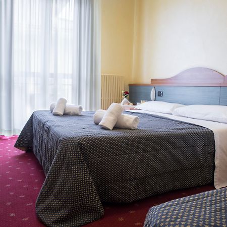 Hotel Gardenia Sirmione Extérieur photo
