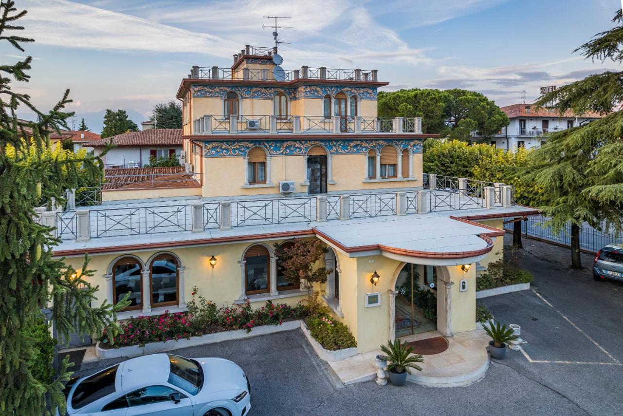 Hotel Gardenia Sirmione Extérieur photo