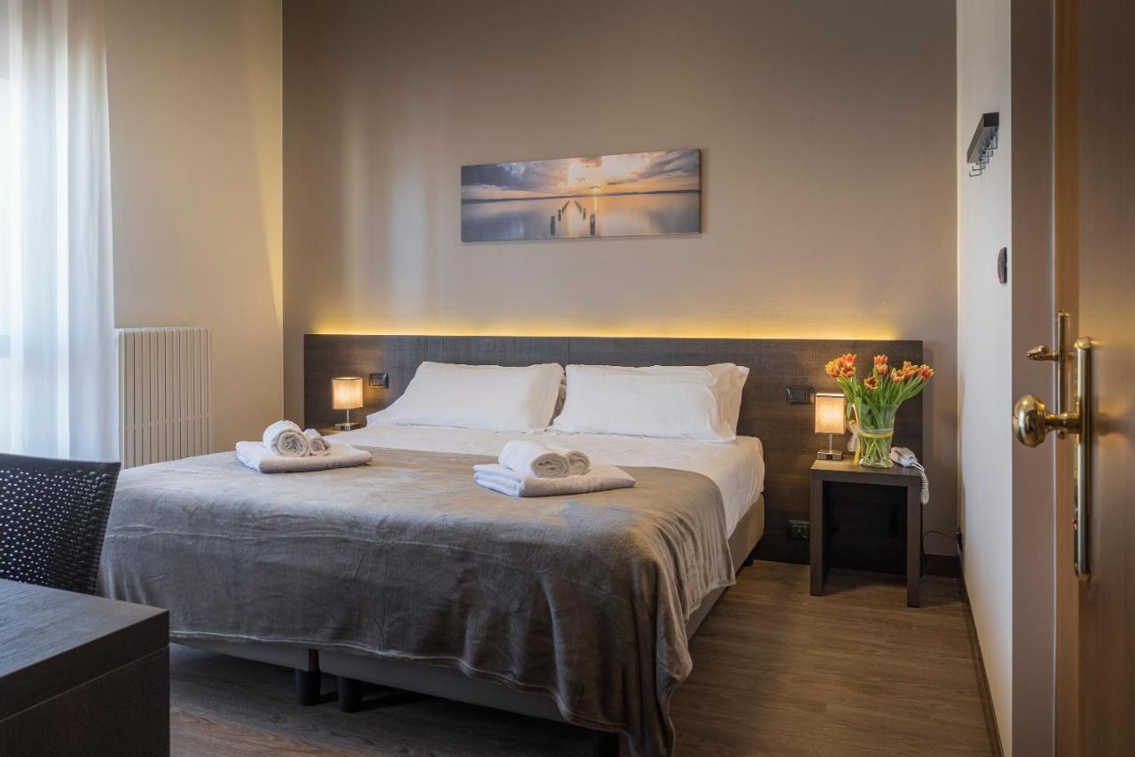 Hotel Gardenia Sirmione Extérieur photo