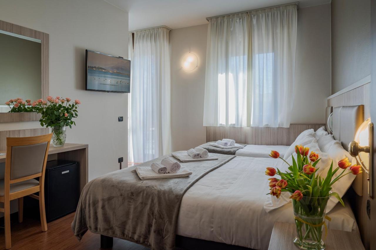 Hotel Gardenia Sirmione Extérieur photo