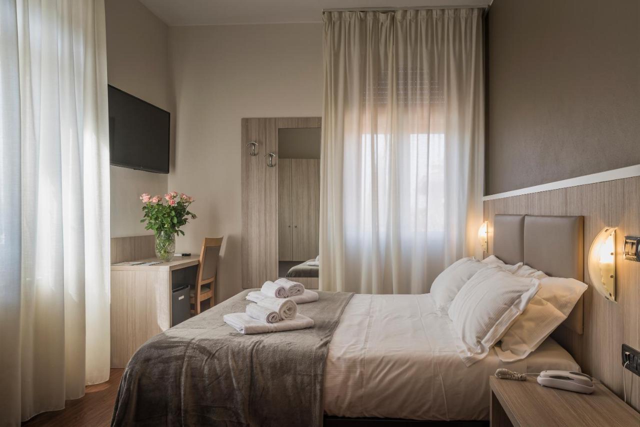 Hotel Gardenia Sirmione Extérieur photo
